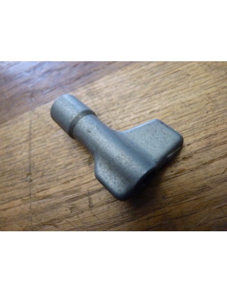 Manette de robinet GSXR 1100 86-88  - 1
