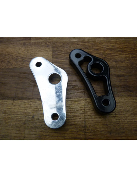 Support axe de sélecteur GSXR 750-1100 85-92  - 2