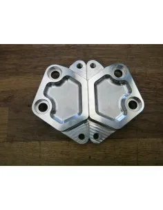 Supports étriers Brembo ou Beringer GSXR 750-1100 85-88  - 2