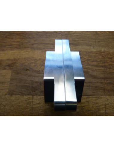 Supports étriers Brembo ou Beringer GSXR 750-1100 85-88  - 4