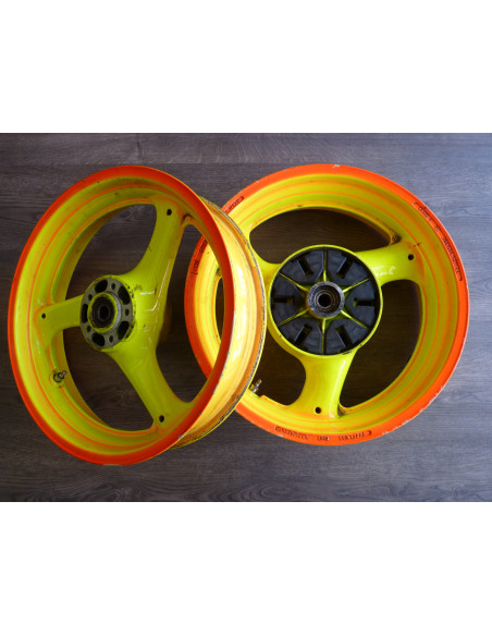 Paire de jantes GSXR 1100 90-92  - 1