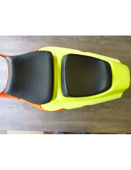 Coque arrière poly GSXR 750-1100 88-92  - 6