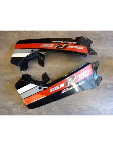 Paire de flancs arrières GSXR 750-85  - 1