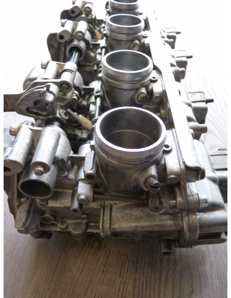Rampe Mikuni RS 34 GSXR 750-1100  - 11