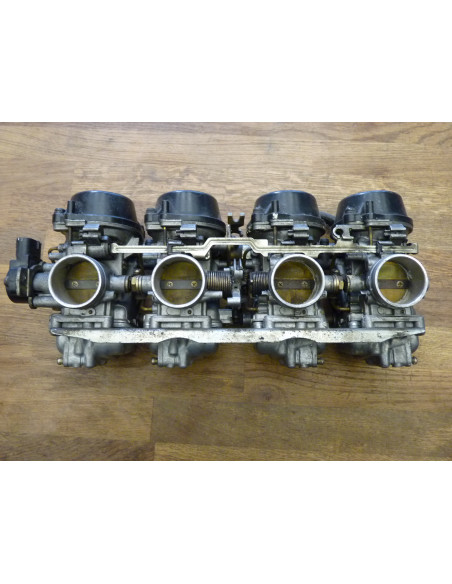 Rampe de carburateurs Bandit 1200 96-99  - 1