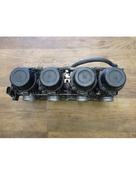 Rampe de carburateurs Bandit 1200 96-99  - 2