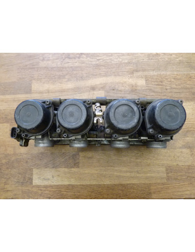 Rampe de carburateurs Bandit 1200 96-99  - 2