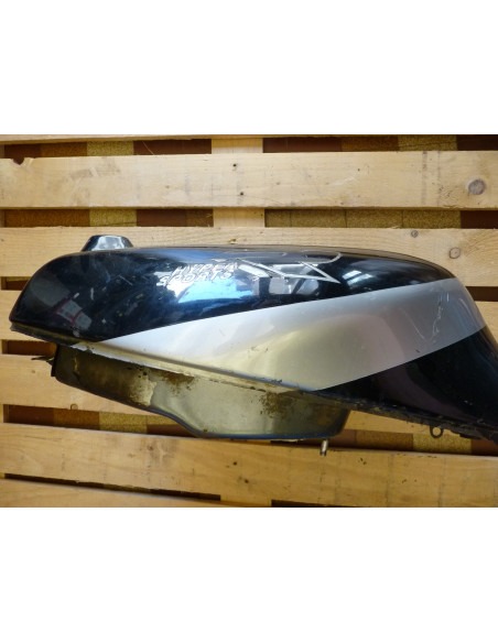 Réservoir GSXR 1100-90  - 2