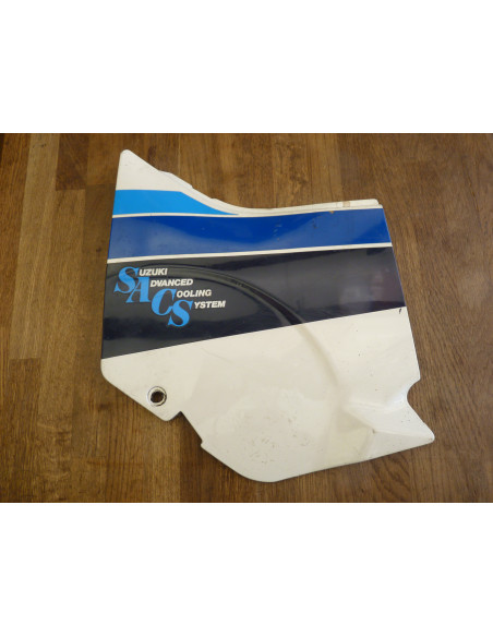 Flanc sous selle gauche GSXR 750-85  - 3