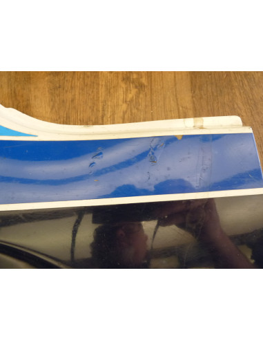 Flanc sous selle gauche GSXR 750-85  - 4