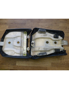 Paire de selles 750 88-90  - 1 2