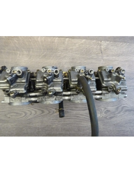 Rampe de carburateurs 600 96-00  - 2
