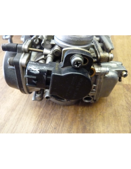 Rampe de carburateurs Bandit 1200 96-99  - 3