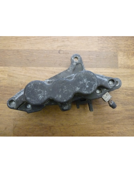 Etrier droit Tokico 6 pistons  - 3
