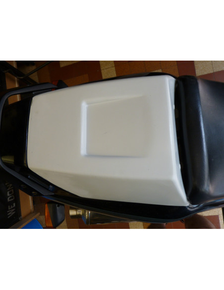 Capot de selle GSXR 750-1100 88-90  - 6