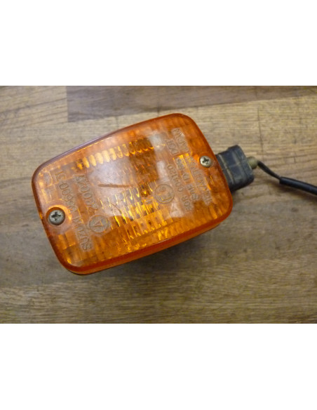Clignotant court GSXR 750-1100 85-88  - 4