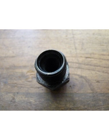 Raccord durite d'huile GSXR 750-1100  - 3