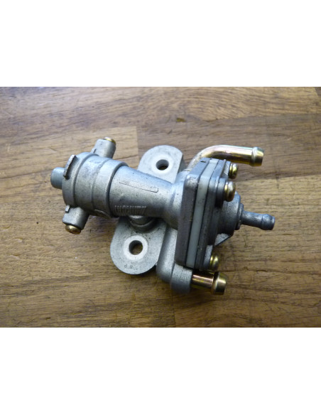 Robinet GSXR 750-1100 88-95  - 4