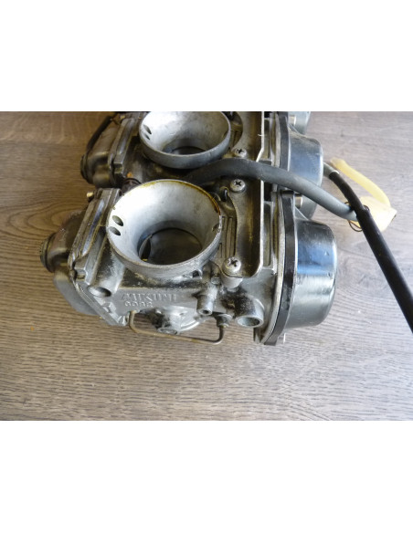 Rampe de carburateurs GSXR 750 90-91  - 3