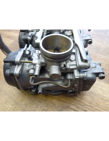 Rampe de carburateurs GSXR 750-1100 88-90  - 5